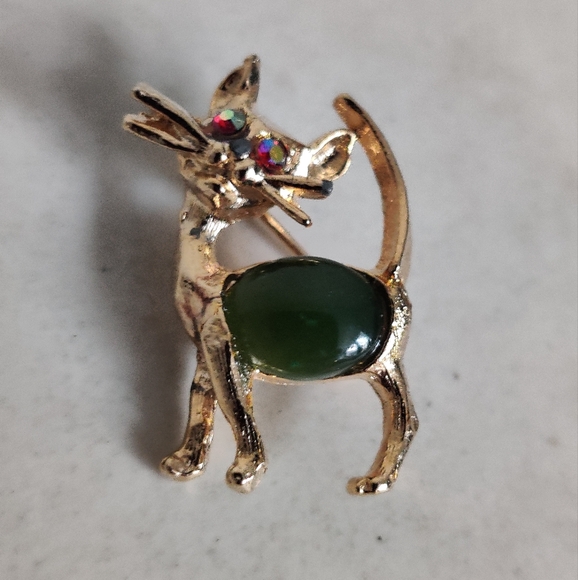 Vintage General Jade Belly Cat Brooch - Picture 7 of 10
